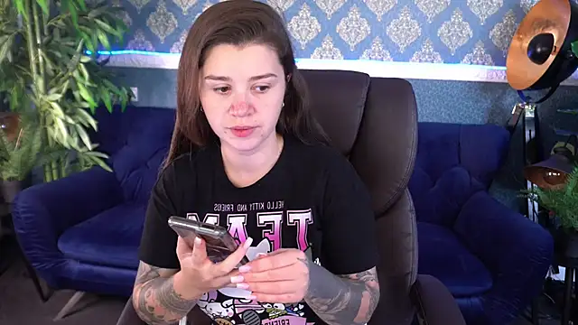 AmellyMilly online show from October 7, 12:46 pm