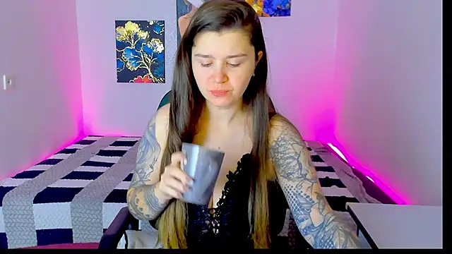 AmellyMilly online show from November 10, 4:17 pm