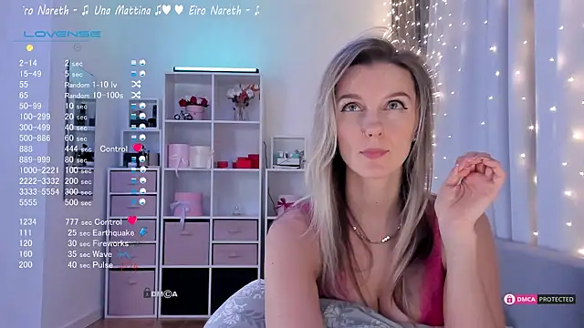 Karamelsw  online show from January 31, 11:45 pm