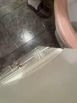 Snapshot of Spagnolo1578 chatting on February 18, 6:59 pm Spagnolo1578 online show from February 18, 6:59 pm