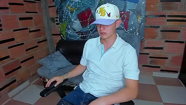 patrik 027 online show from February 1, 10:13 pm