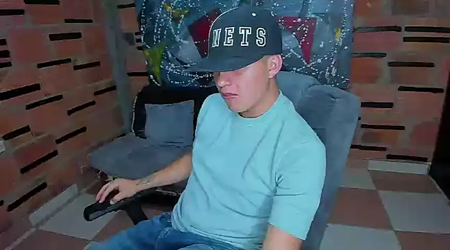 patrik 027 online show from February 3, 10:43 pm