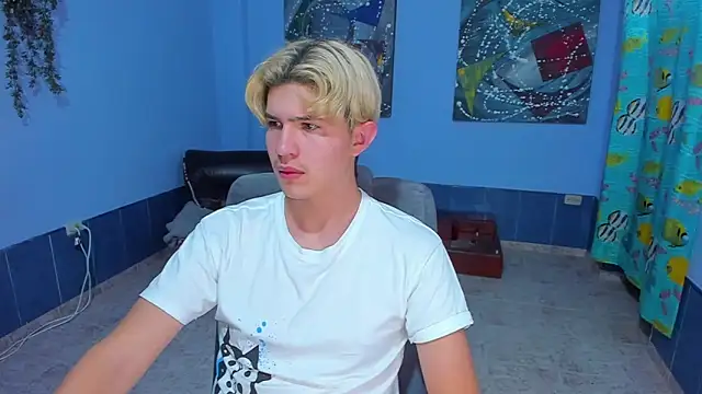 patrik 027 online show from November 15, 7:16 am