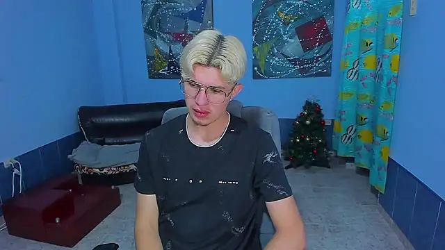 patrik 027 online show from January 10, 6:20 pm