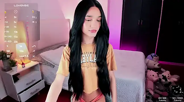 Ainhoads online show from January 18, 1:18 pm