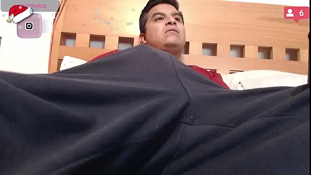 thor000089 online show from January 2, 6:12 pm