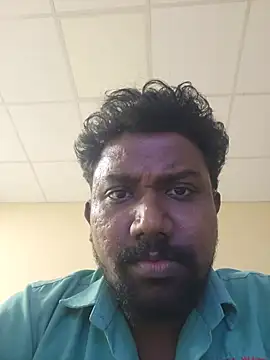 Snapshot of Mallupaiyanaachu chatting on July 15, 2:33 pm Mallupaiyanaachu online show from July 15, 2:33 pm