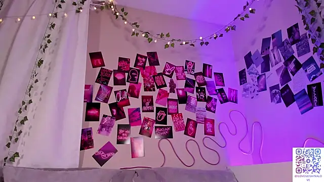 LuckySexyDoll online show from February 16, 10:10 am