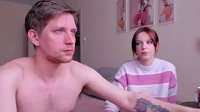 DavidAndSophie online show from April 23, 8:13 am