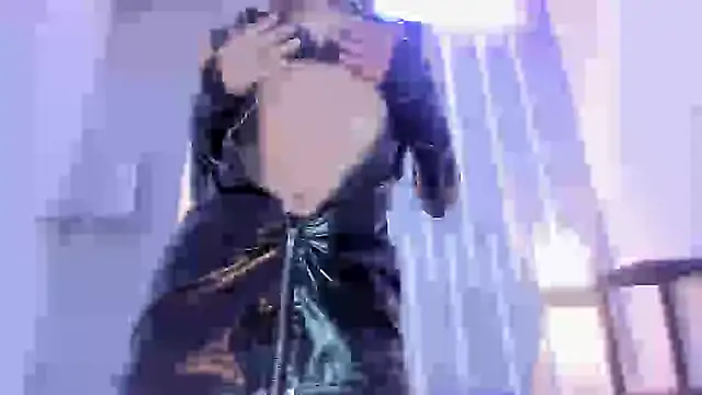 Snapshot of Victoria_Badgal_ chatting on December 17, 11:38 pm Victoria Badgal online show from December 17, 11:38 pm