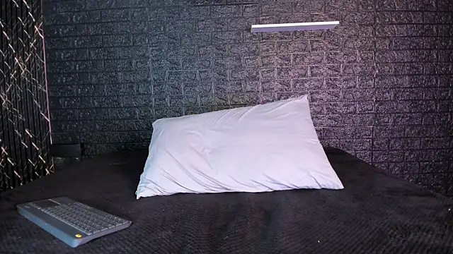 Snapshot of Victoria_Badgal_ chatting on October 2, 8:16 pm Victoria Badgal online show from October 2, 8:16 pm