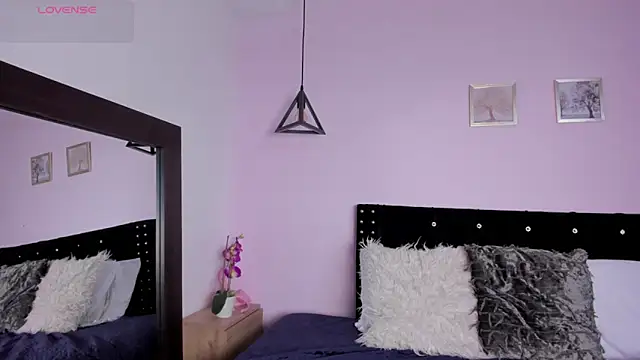 CeliWoods online show from November 6, 11:44 am