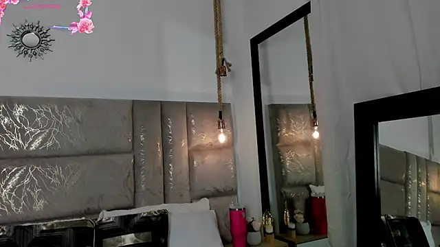 CeliWoods online show from April 7, 10:59 am