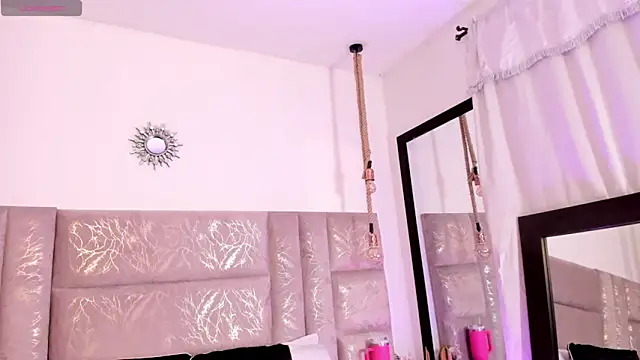 CeliWoods online show from April 17, 11:24 am