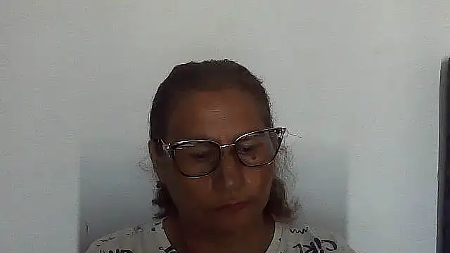 charrysexy1 online show from November 12, 12:49 pm