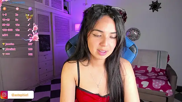 Miss Nicole online show from December 31, 4:16 am