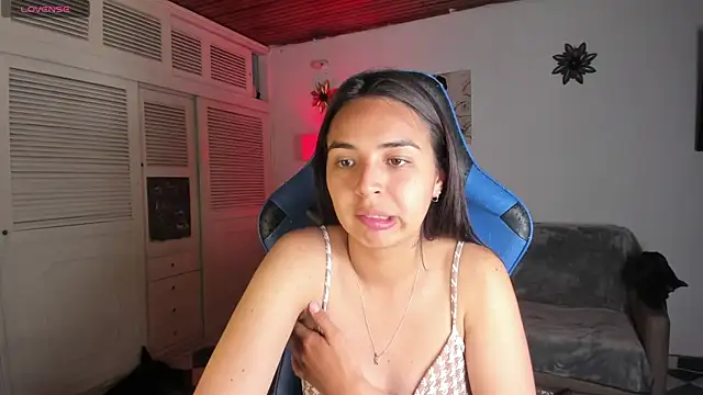 Miss Nicole online show from February 5, 1:15 am