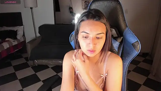 Miss Nicole online show from March 16, 2:10 am