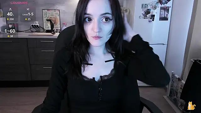 spticc online show from April 15, 1:07 pm