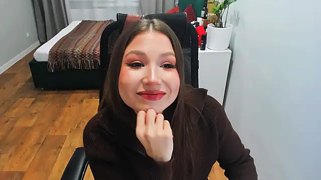 Eva Chris online show from January 7, 5:26 pm