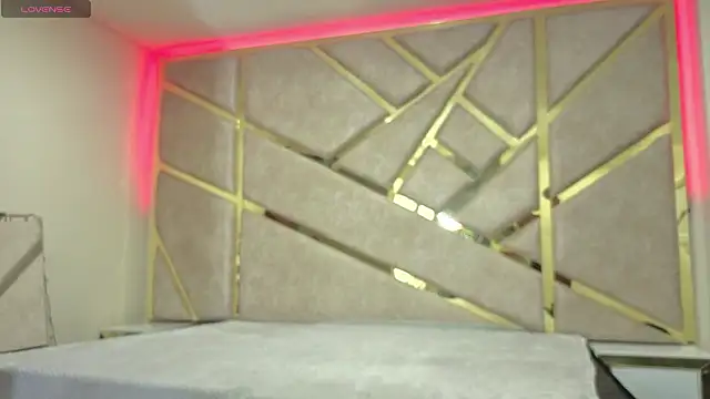  emma miller  online show from February 14, 11:07 am