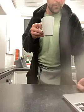 bigguy101 online show from February 13, 6:52 am