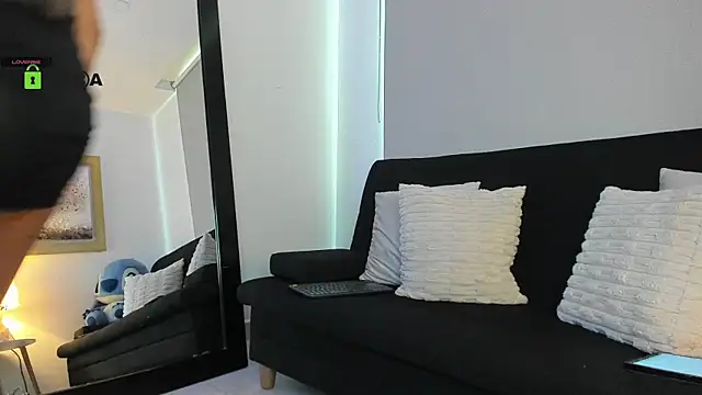 antonella dom1 online show from April 22, 10:11 pm