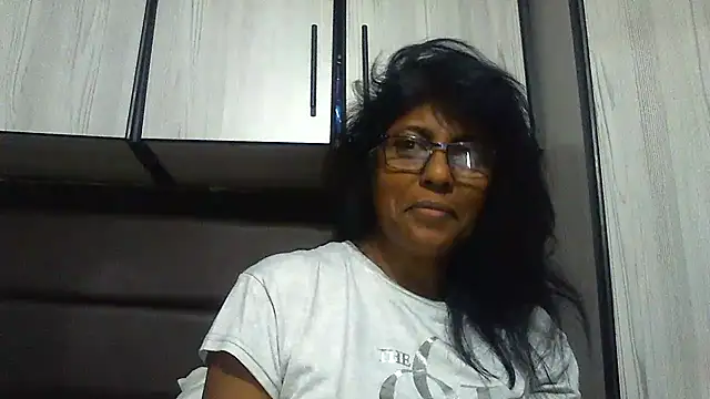 MsAttitude online show from February 6, 9:11 am