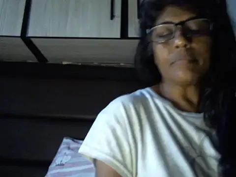 MsAttitude online show from March 8, 9:35 am