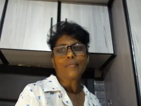 MsAttitude online show from April 16, 8:37 am