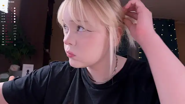 LisaLaas online show from February 28, 9:16 pm