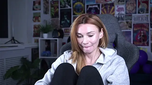 MistyBarnes online show from December 8, 11:46 am