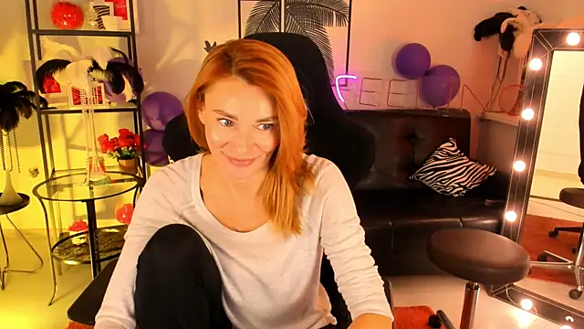 MistyBarnes online show from December 12, 9:19 am