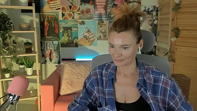 MistyBarnes online show from March 2, 3:27 pm