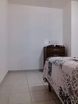 Snapshot of luizamello1234 chatting on November 12, 10:09 pm luizamello1234 online show from November 12, 10:09 pm