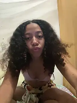 Miley and Vash online show from December 21, 9:25 pm