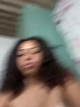 Miley and Vash online show from December 29, 6:27 pm