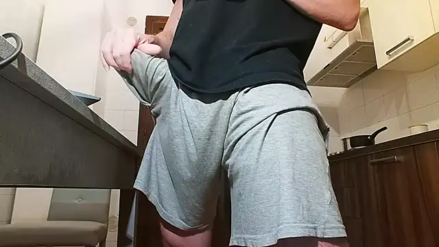 Snapshot of asa92921 chatting on January 28, 7:32 pm asa92921 online show from January 28, 7:32 pm