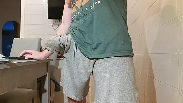 Snapshot of asa92921 chatting on March 13, 4:34 pm asa92921 online show from March 13, 4:34 pm