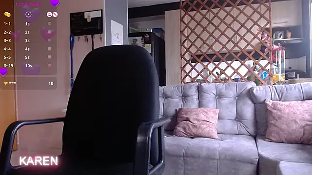 Snapshot of Karen_sex92 chatting on July 20, 7:05 pm Karen sex92 online show from July 20, 7:05 pm