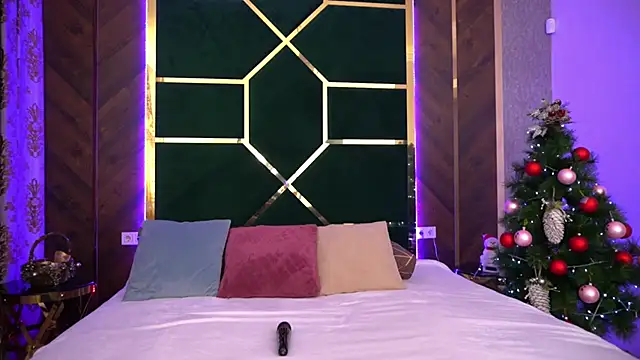 LittleeCutee online show from January 18, 10:39 am