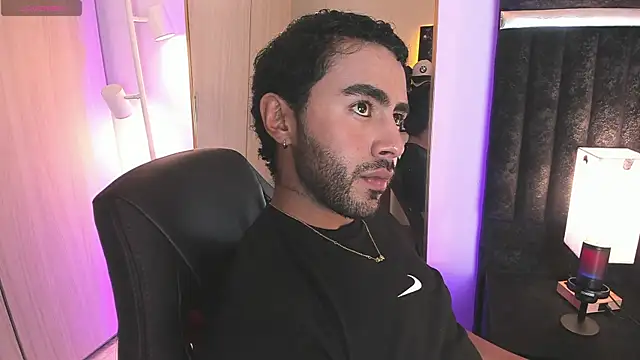 ItsMeEros online show from March 22, 1:09 am