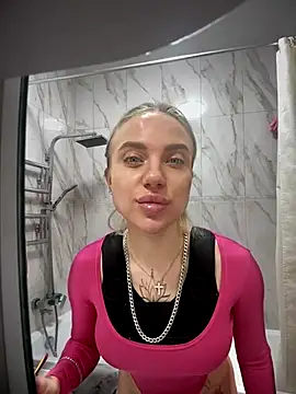 pinkstar  online show from October 10, 6:18 pm