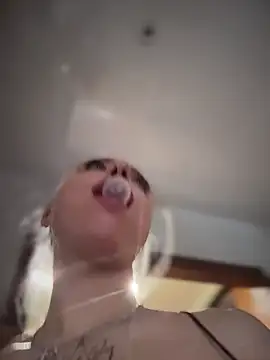 Snapshot of pinkstar_ chatting on December 19, 5:25 am pinkstar online show from December 19, 5:25 am