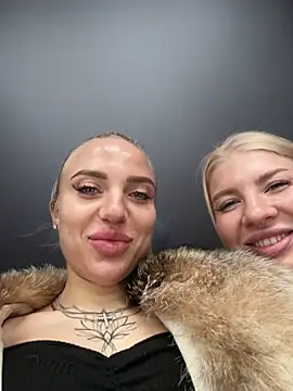 Snapshot of pinkstar_ chatting on December 20, 5:47 am pinkstar online show from December 20, 5:47 am