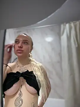 Snapshot of pinkstar_ chatting on February 2, 5:17 am pinkstar online show from February 2, 5:17 am