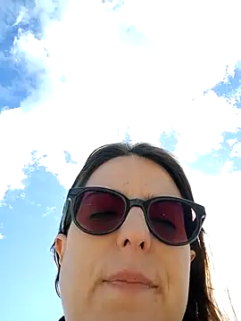 dolcehelena993 online show from October 6, 9:51 am