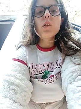 dolcehelena993 online show from November 7, 9:53 am