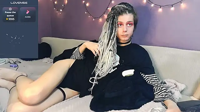 Littlepinkcat online show from March 20, 7:57 pm