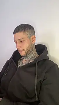  jamesleandros1 online show from March 21, 8:56 pm